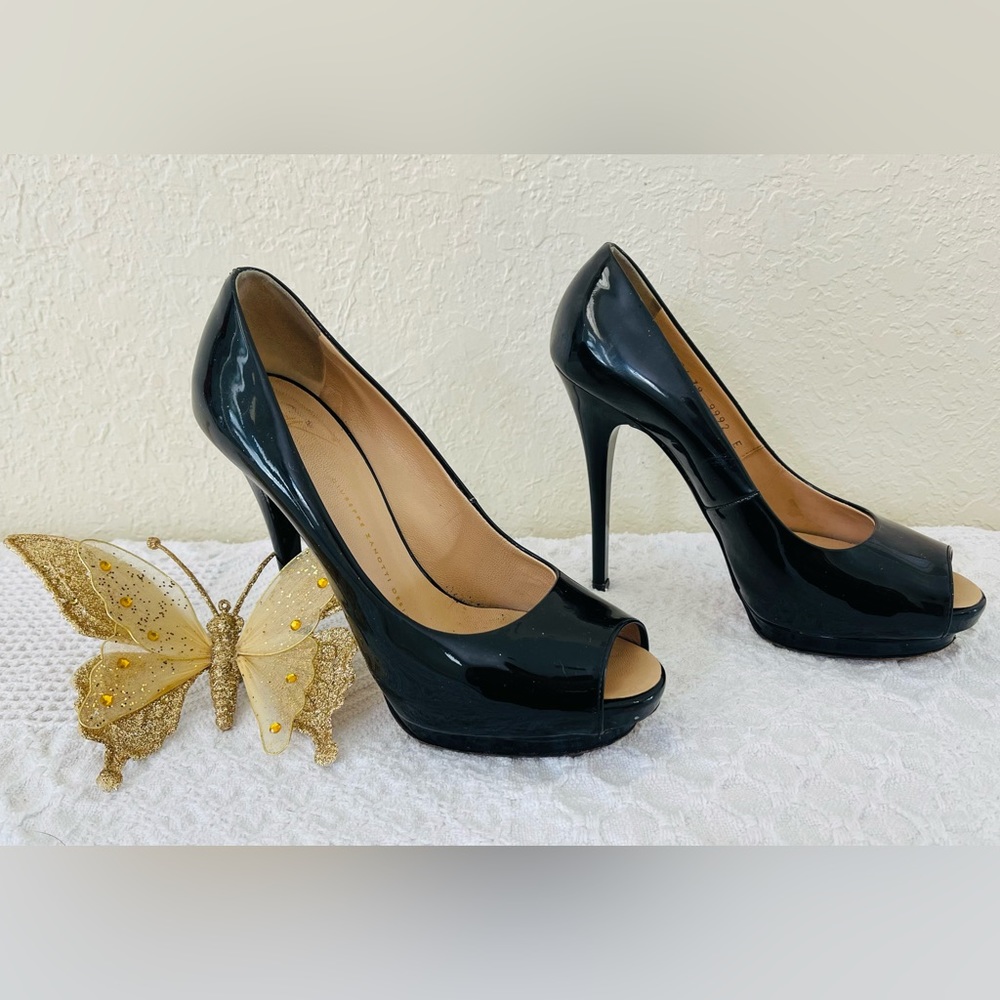 Giuseppe Zanotti Design Italian Black Patent Leather Peep-Toe Pumps Shoes 38 EUC - Picture 1 of 13